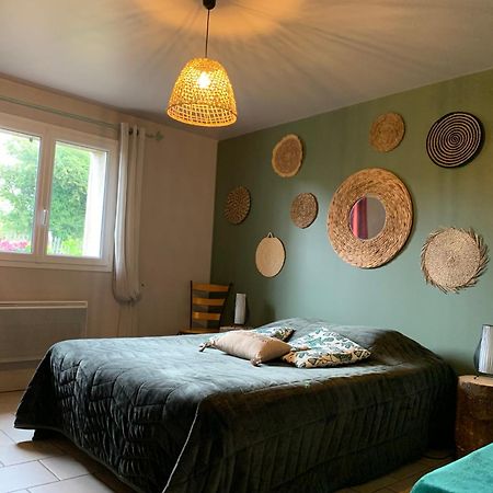A La Mare Du Vieux Chene Bed & Breakfast Bellegarde-Poussieu Bagian luar foto