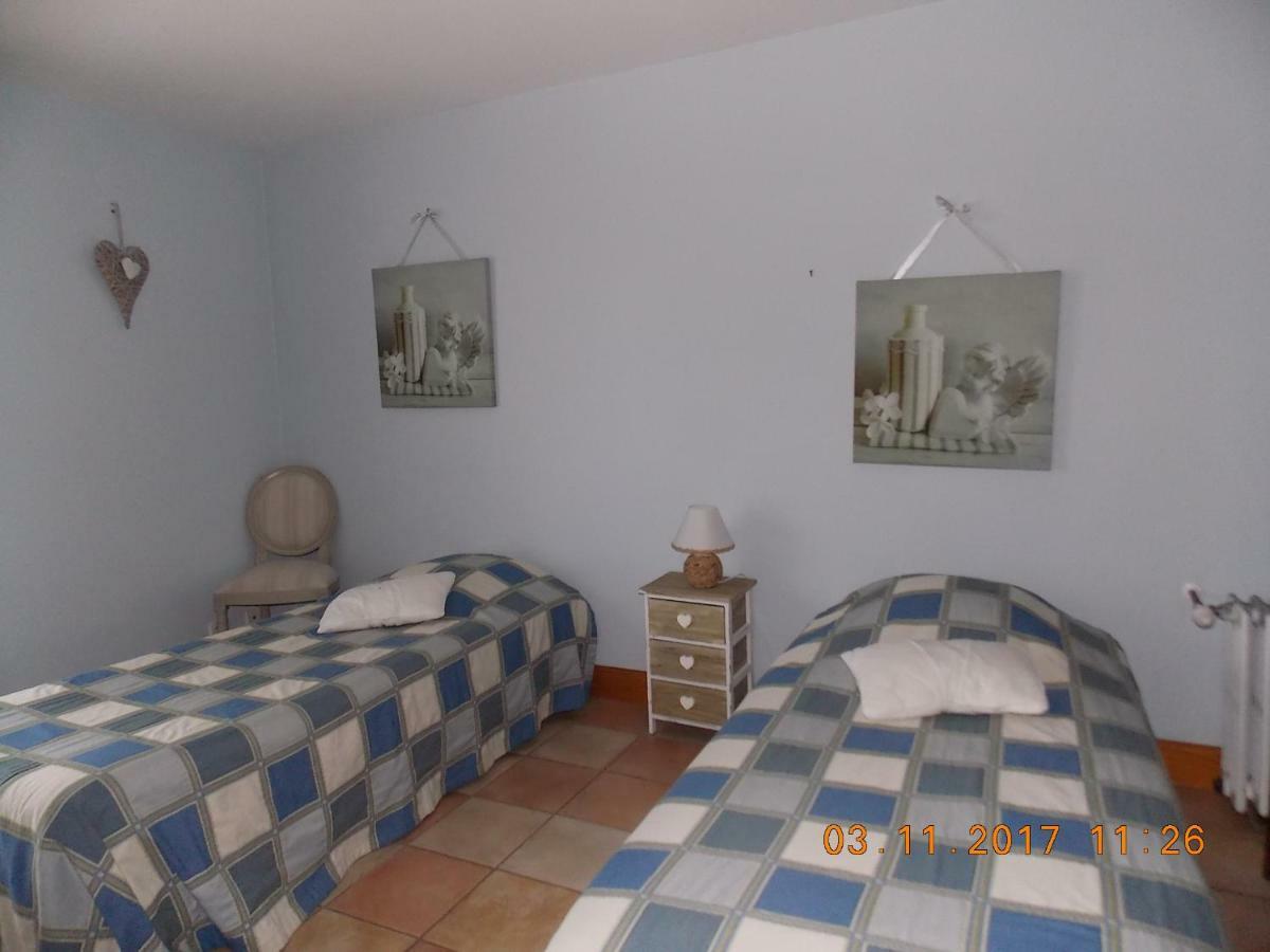 A La Mare Du Vieux Chene Bed & Breakfast Bellegarde-Poussieu Bagian luar foto